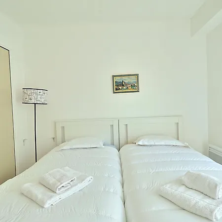 Mireille Apartment *