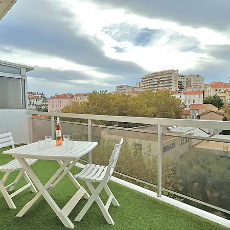Apartment Mireille *